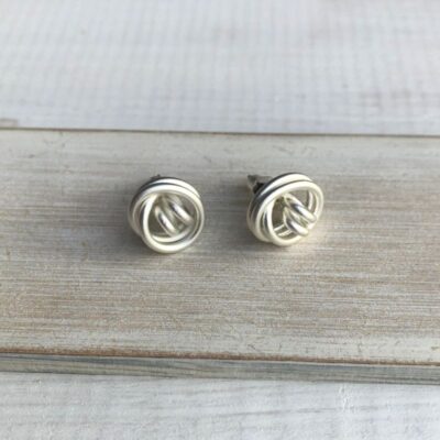 aretes remolino plateados